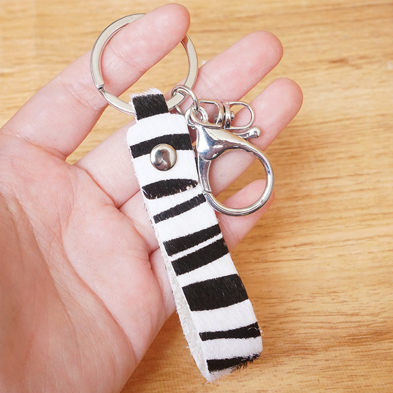 Wholesale of 2pcs/pack Leopard Zebra Cow Camo Genuine Leather Horse Hair Keychain ACC-KC-HY014