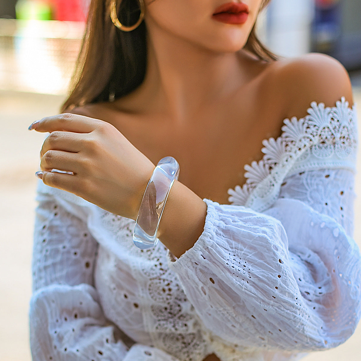 Wholesale Exaggerated Irregular Translucent Acrylic Bracelet