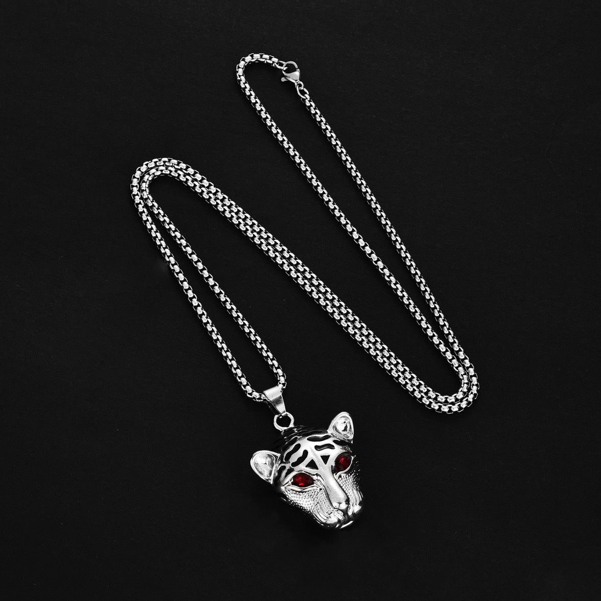 Wholesale Leopard Head Men' s Necklace Zinc Alloy Drip Oil Fashion Accessory Boutique Gift