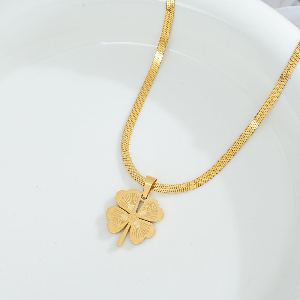 Wholesale Four-Leaf Clover Pendant Titanium Steel Snake Bone Chain Necklace Electroplated Jewelry Accessory for Resale