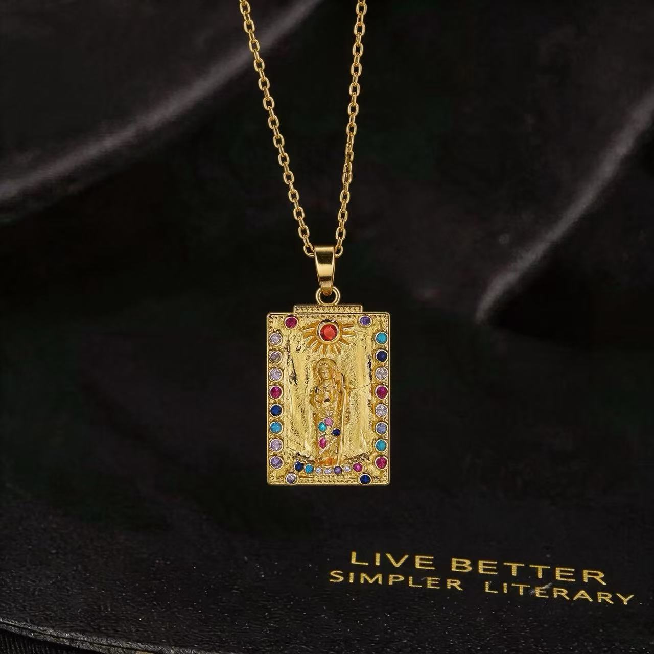 Wholesale Chic Maria Pendant Necklace For Women Copper Gold Plated Zircon Geometric Pendant Trendy Fashion Accessory For Resale