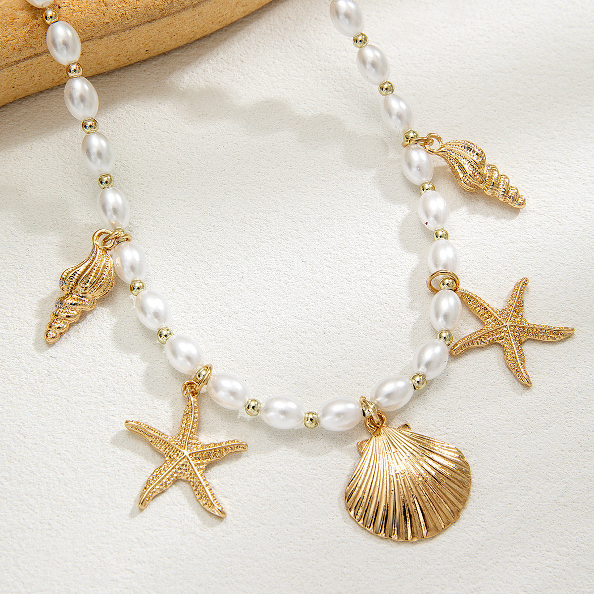 Wholesale Bohemian Alloy Starfish Conch Shell Pendant Pearl Gold Beads Beaded Adjustable Necklace