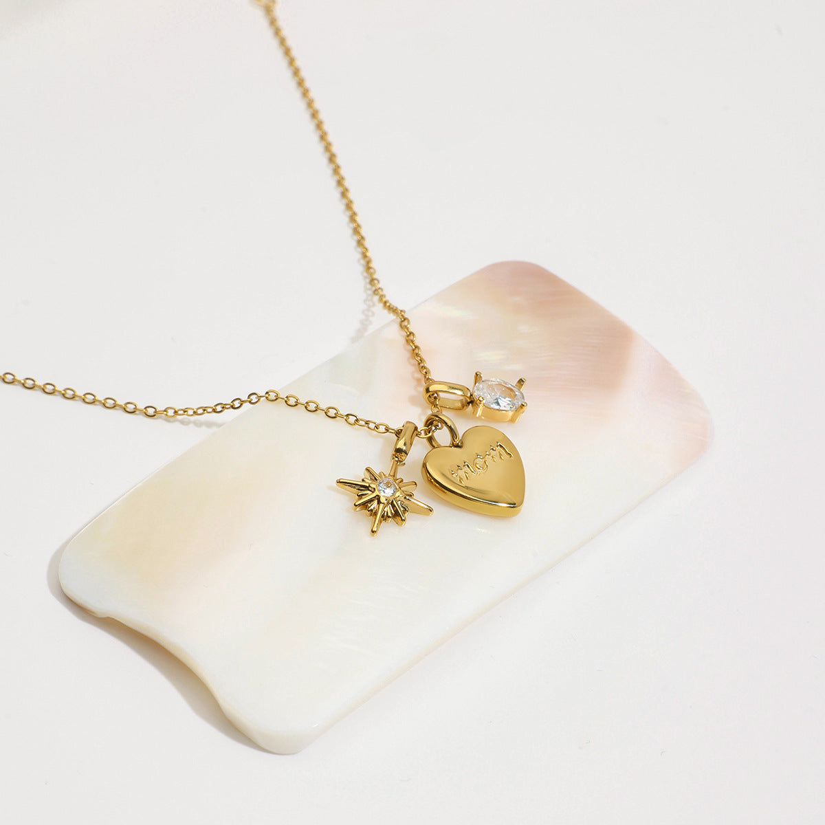 Wholesale Stainless steel heart-shaped zircon necklace