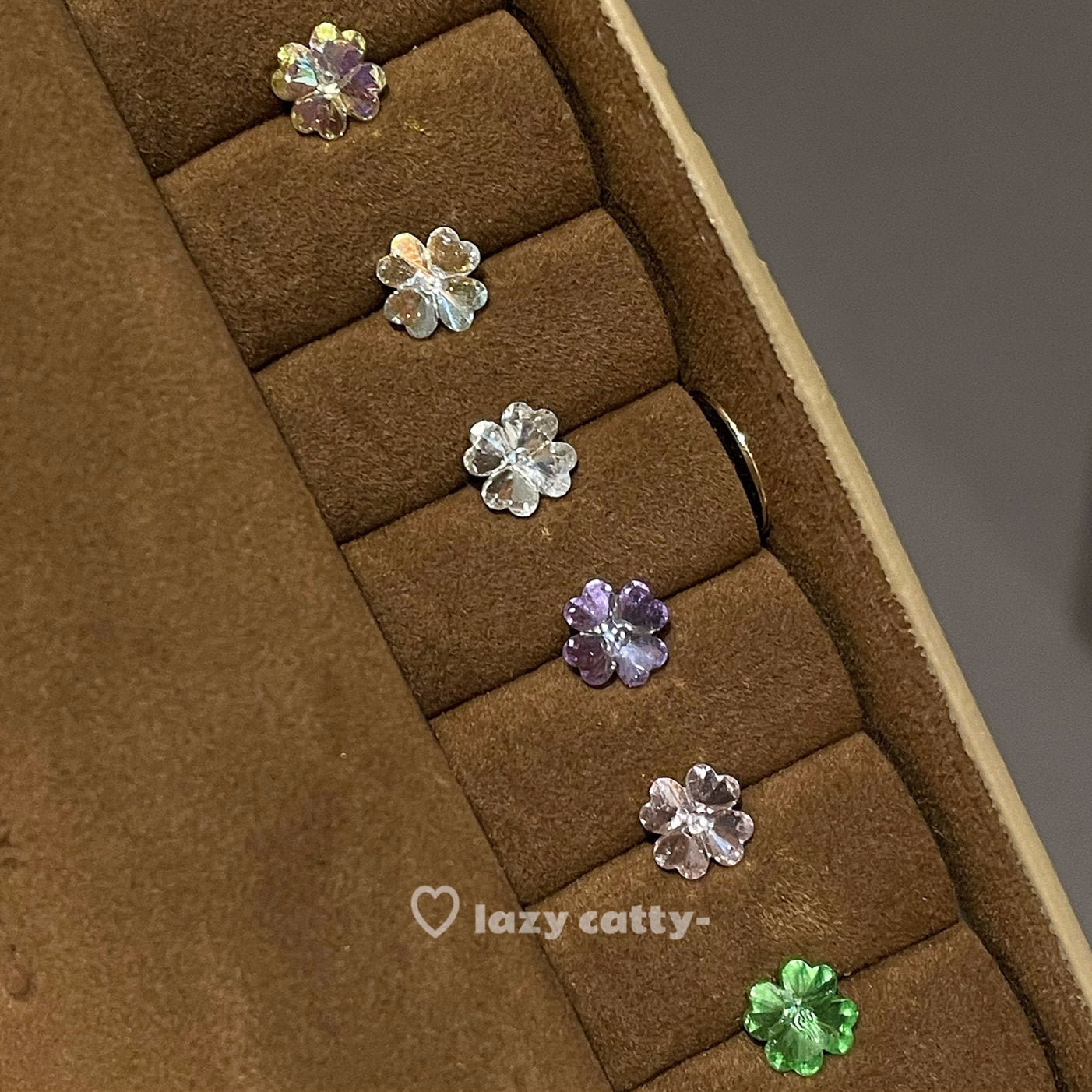 Wholesale Colorful four-leaf clover zircon ear bone studs titanium steel ear studs