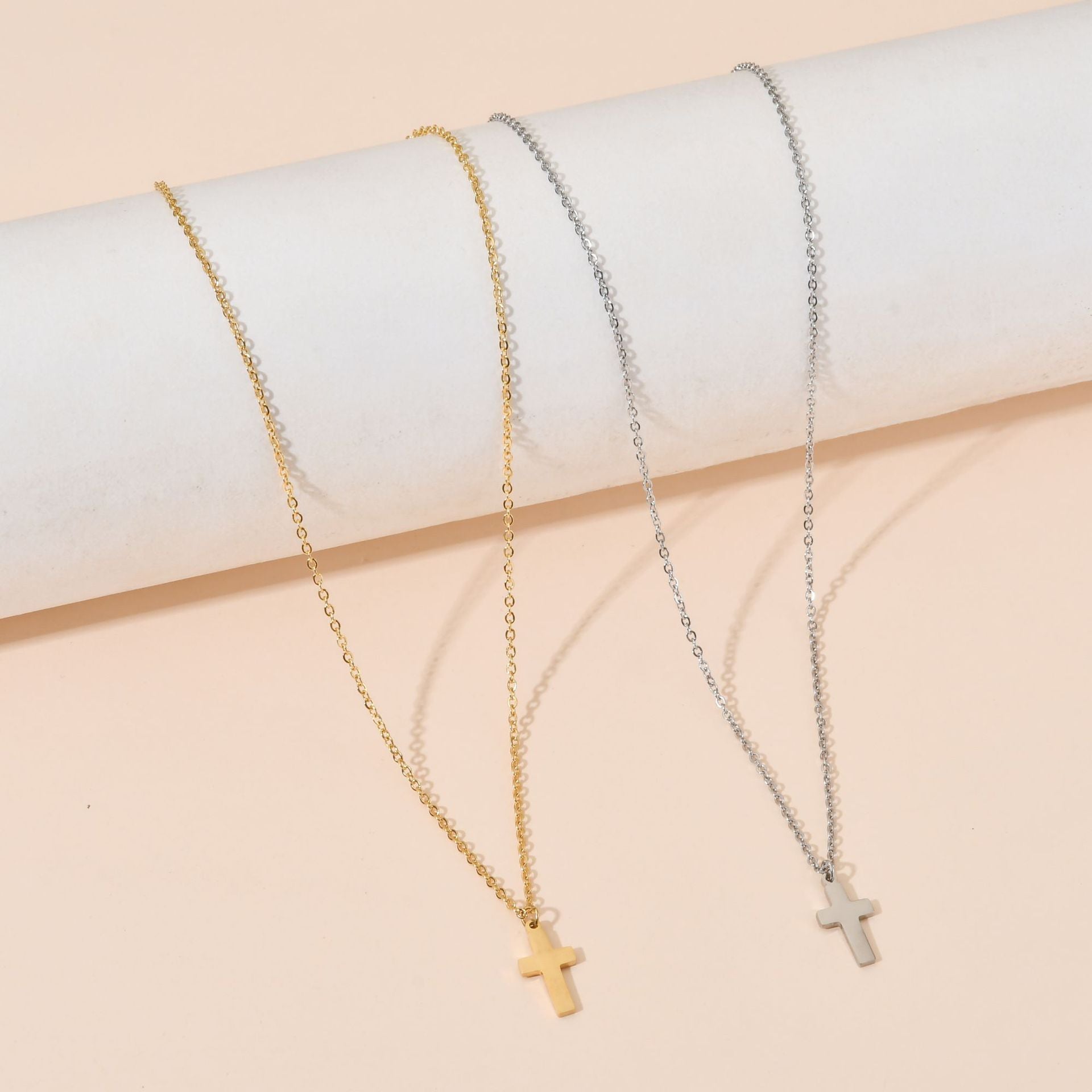 Wholesale Vacuum Plating 18K Clavicle Chain Stainless Steel Cross Necklace