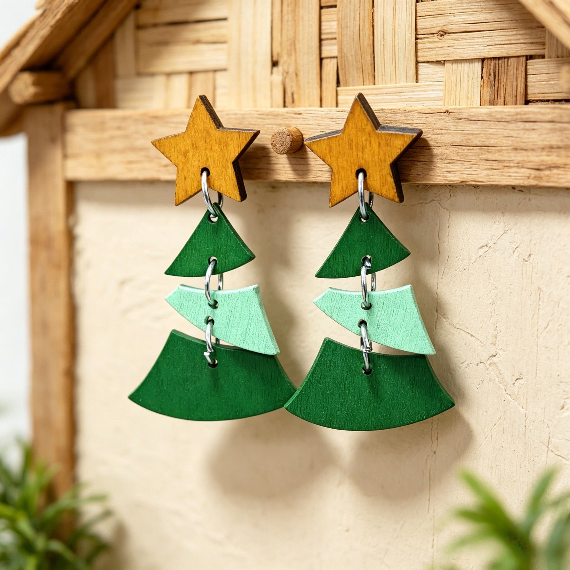 Wholesale Retro Color-Blocking Christmas Tree Earrings Wooden Jewelry Accessory