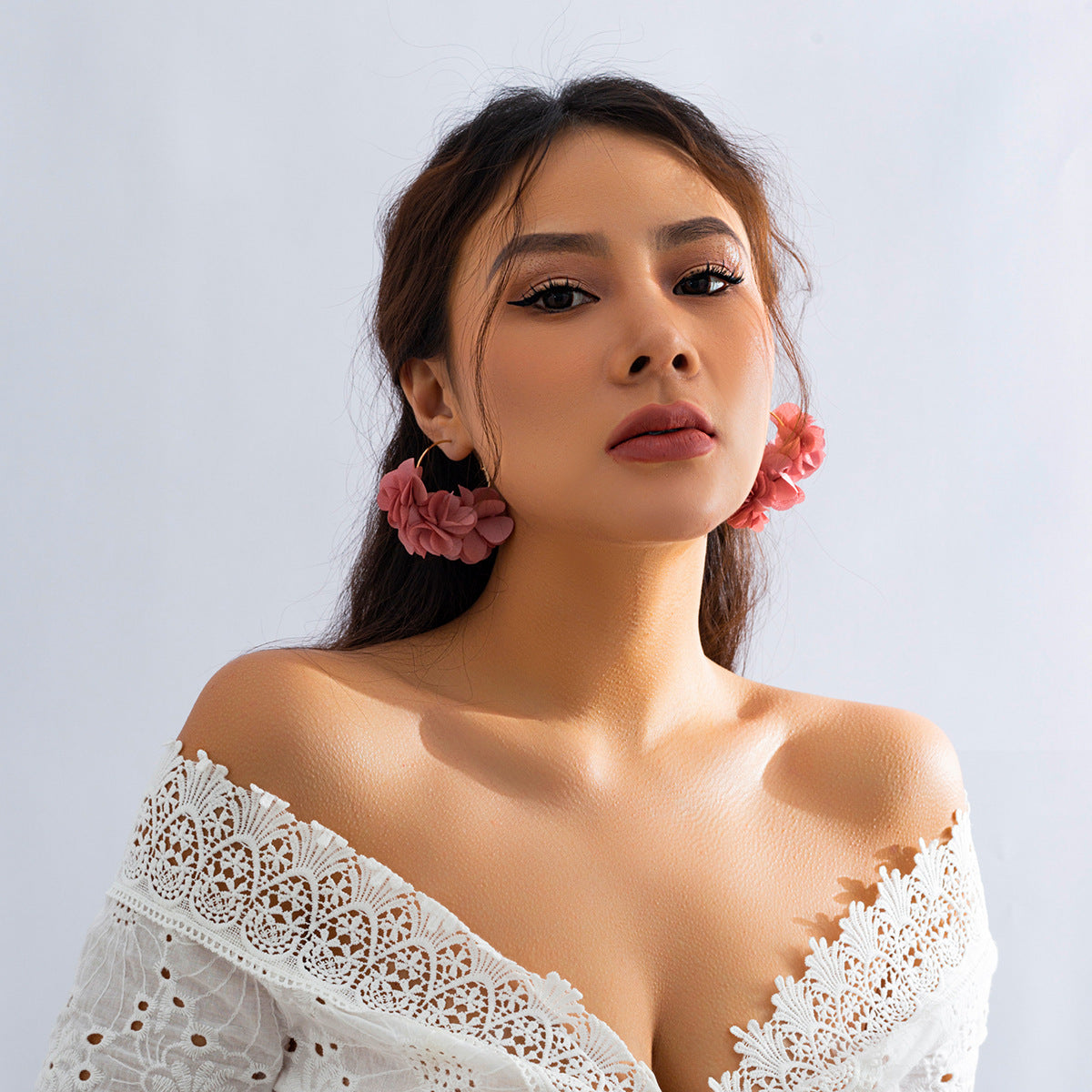 Wholesale holiday rose rose flower earrings