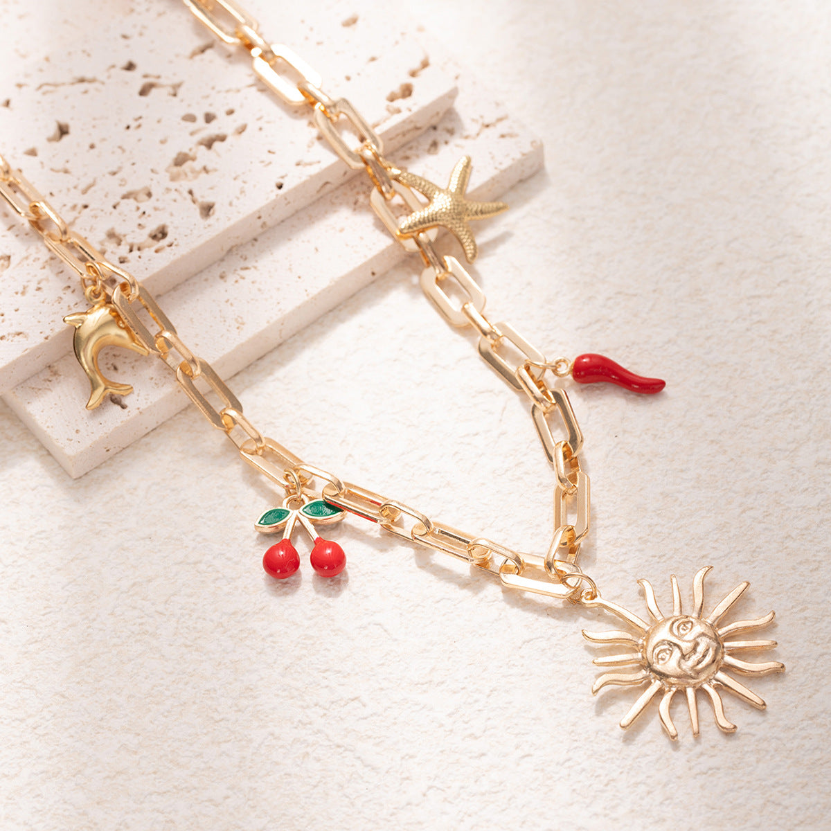 Wholesale  Summer Ocean Retro Sun Necklace