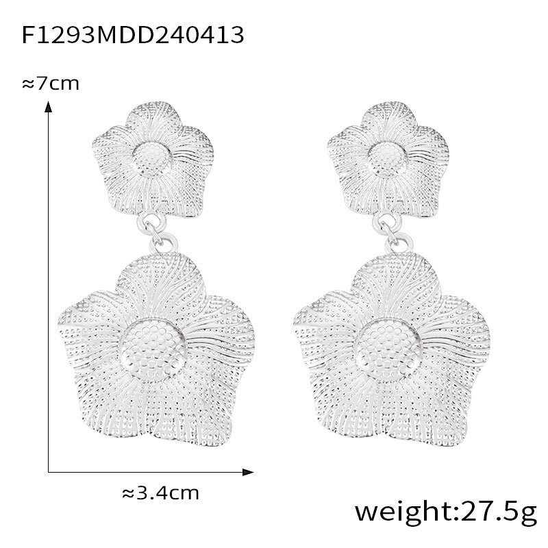 Wholesale Large and Small Ring Hollow Flower Earrings Titanium Steel Plated 18K Gold Exaggerated Earrings ACC-ES-OMK002