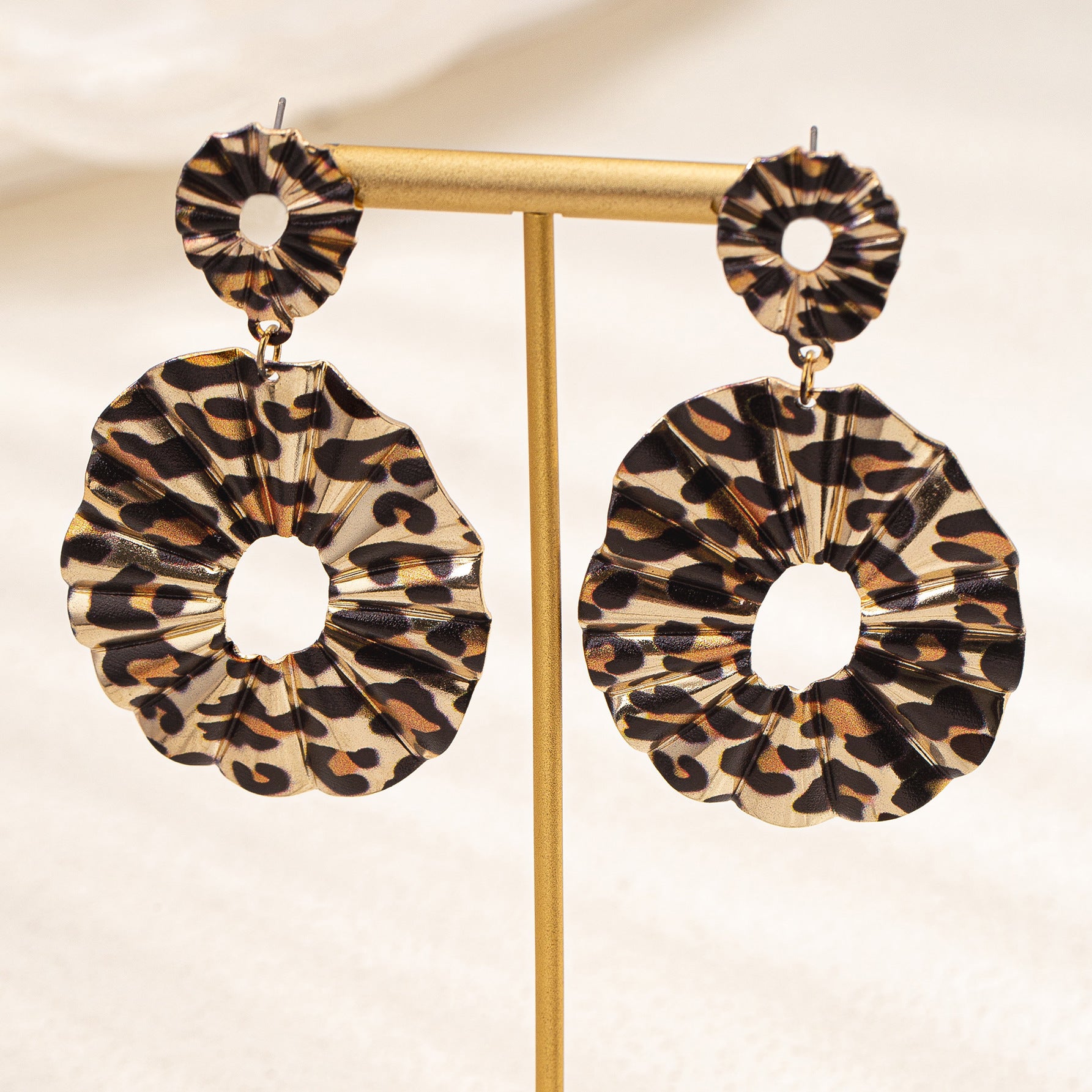 Wholesale Hollow Exaggerated Leopard Pleated Earrings