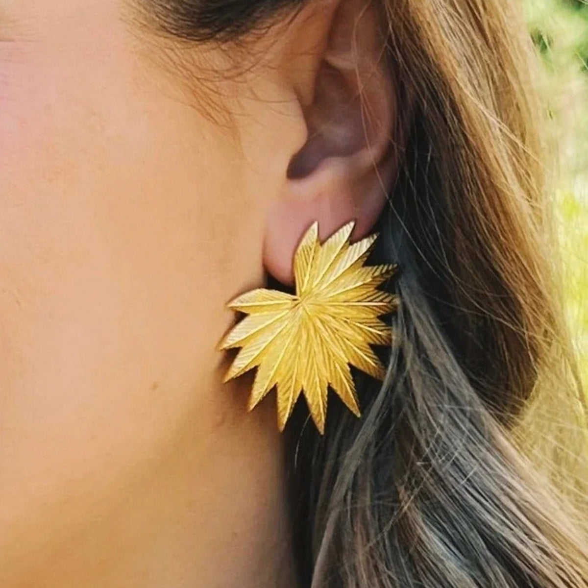 Wholesale 18k stainless steel  light luxury  earrings