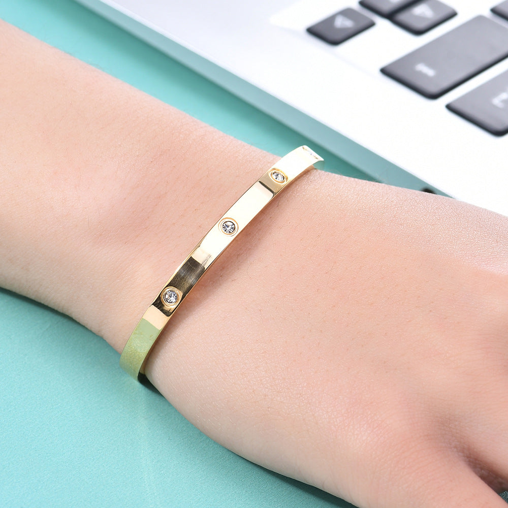 Wholesale Titanium Steel C-shaped 5mm diamond 18K gold bracelet