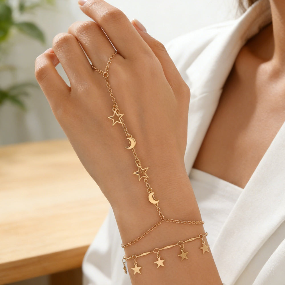 Wholesale Chic Gold Moon Star Pendant Bracelet And Finger Chain Set Women S Travel Souvenir Fashion Accessory
