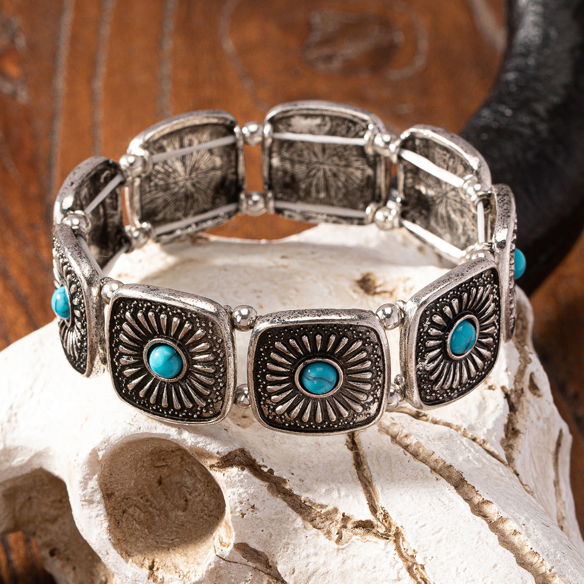 Wholesale 5pcs Western Cowboy Turquoise Decorated Stretch Bracelet