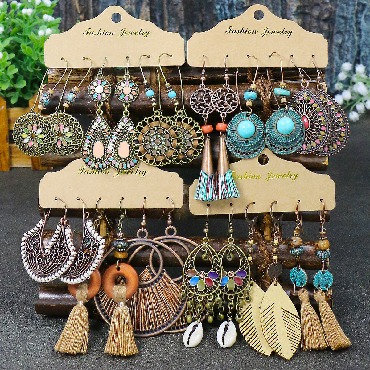 Wholesale Zinc Alloy Bohemian Hollow Tassel Drop Earrings - Fashion Accessory for Everyday Wear