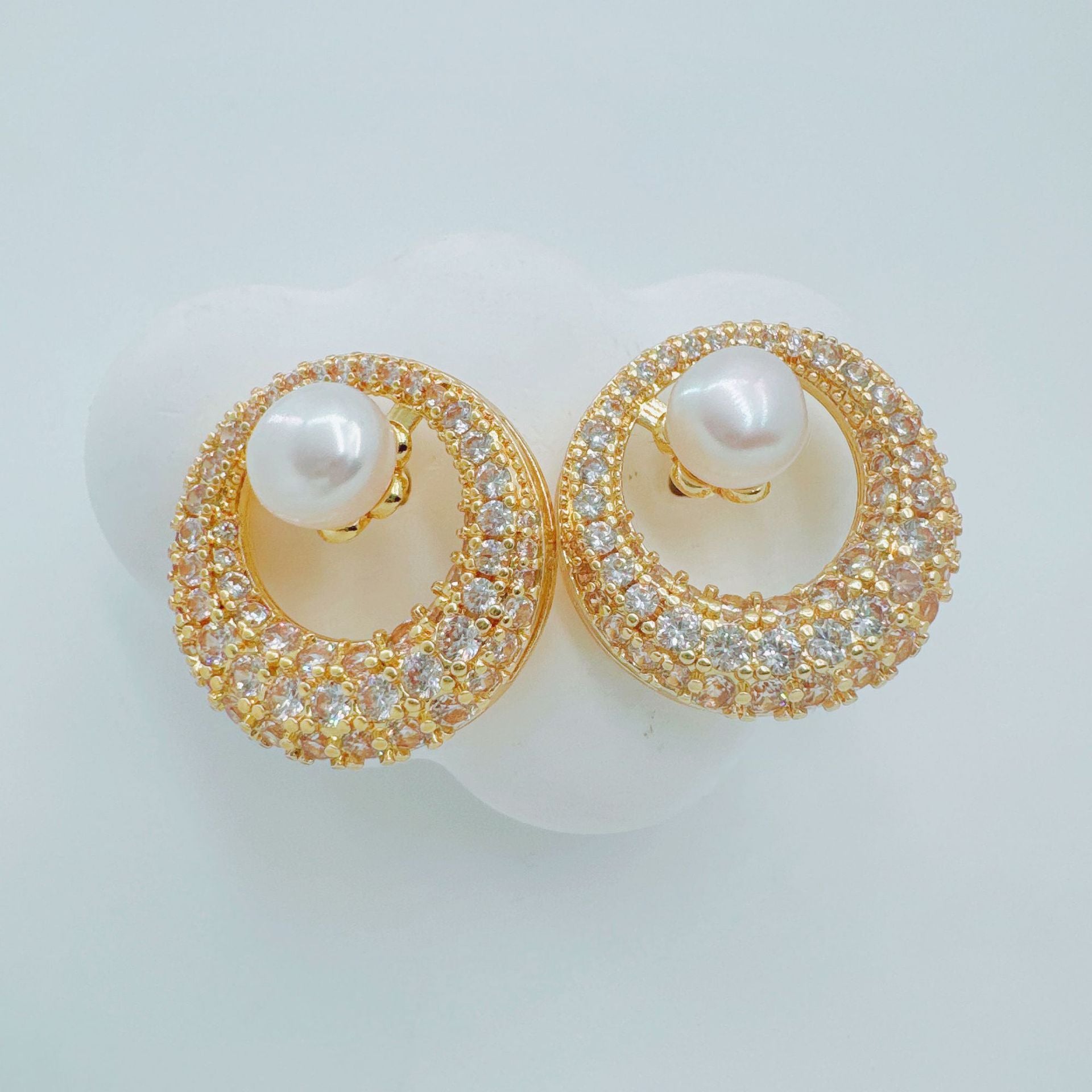 Wholesale Real Gold Plated Copper Zircon Jewelry Set Light Luxury Style Fashion Accessory for Women