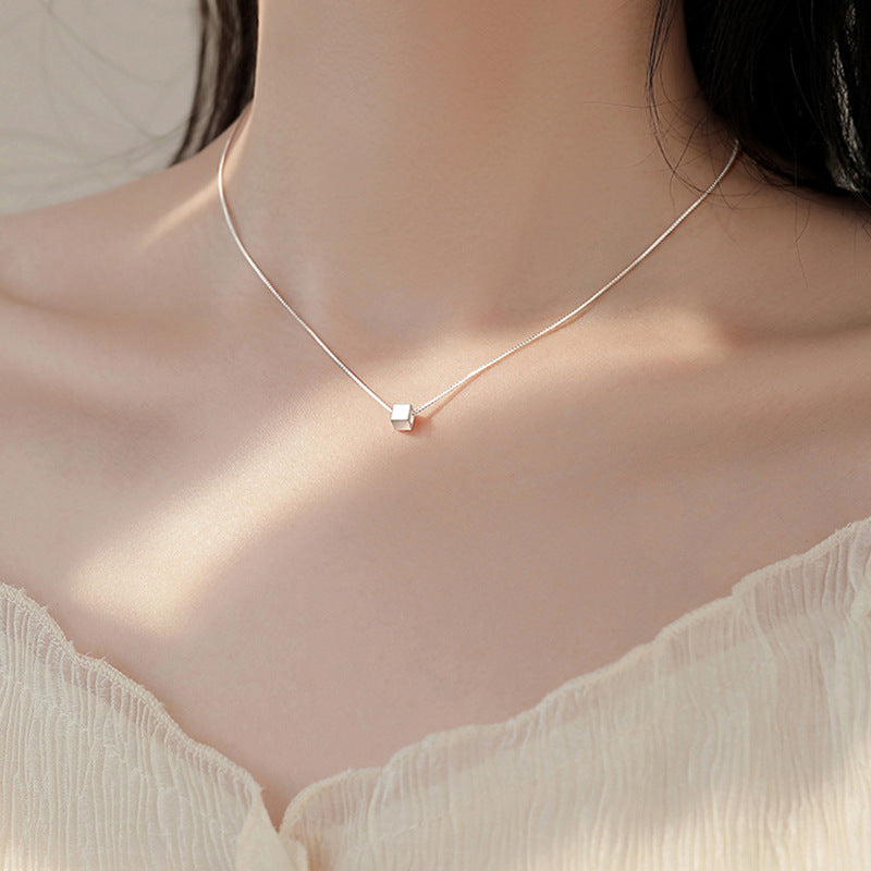 Wholesale Light Luxury  Geometric Pendant Clavicle Chain Necklace