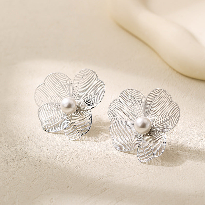 Wholesale  real gold plating silver earrings pleated flower earrings