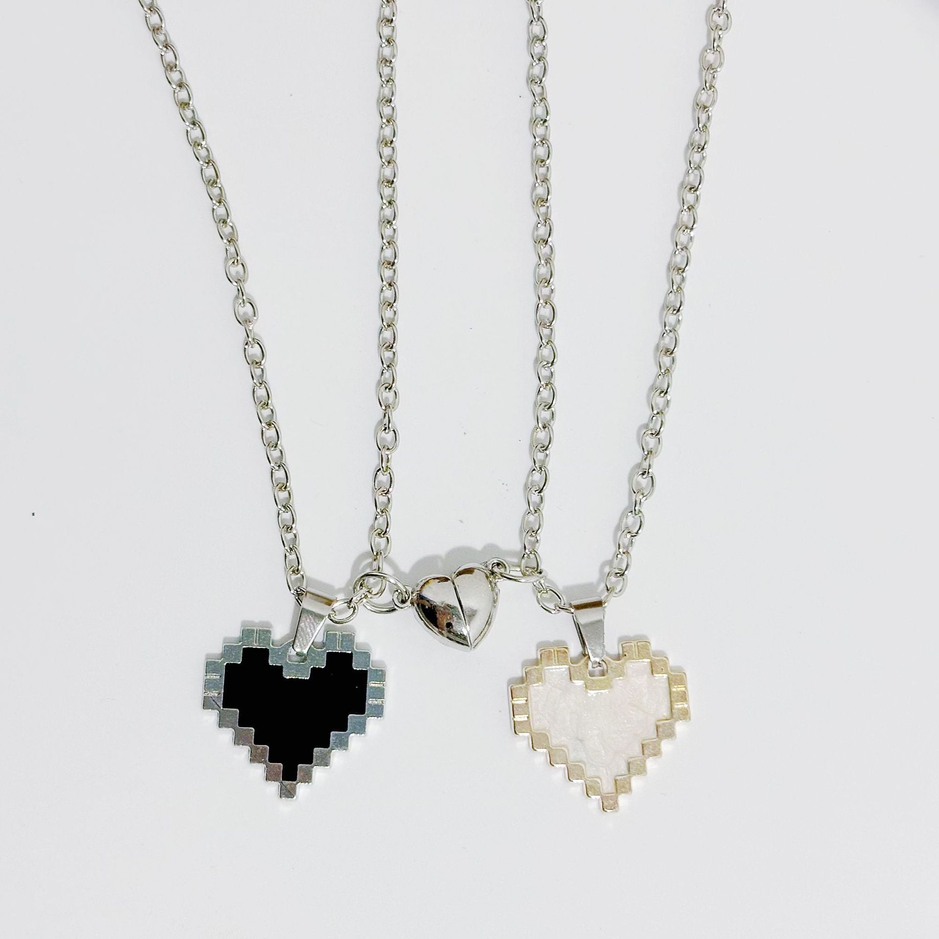 Wholesale Couple Heart Inlaid Magnetic Valentine's Day Necklace