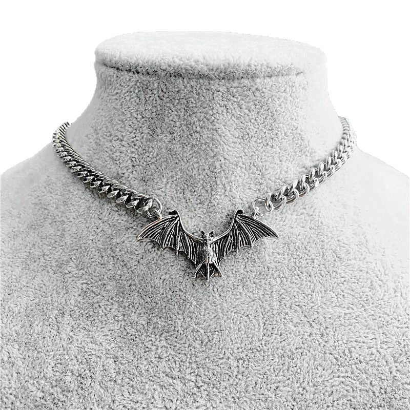 Wholesale Gothic Punk Antique Silver Bat Pendant Necklace,  Alloy,  Unisex Jewelry Accessory
