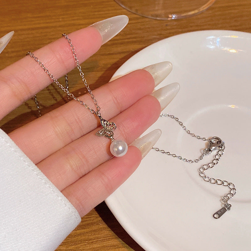 Wholesale Super sparkly zircon titanium steel necklace for women,  versatile and elegant silver.