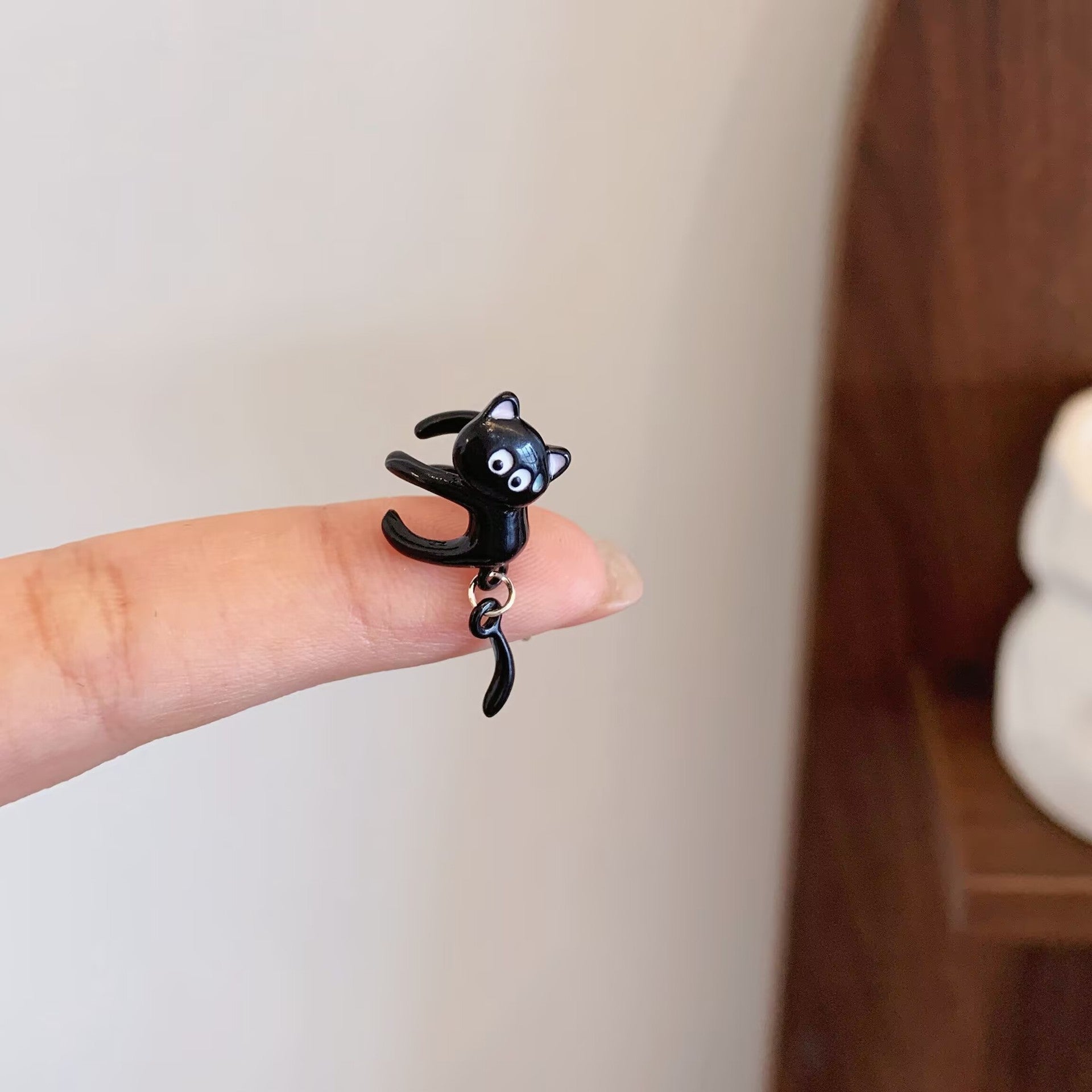 Wholesale Trendy Black Cat Earring Set,  Cute Cat Tail Design,  Silver Needle,  Zinc Alloy Drip Oil,  Everyday Jewelry Accessory