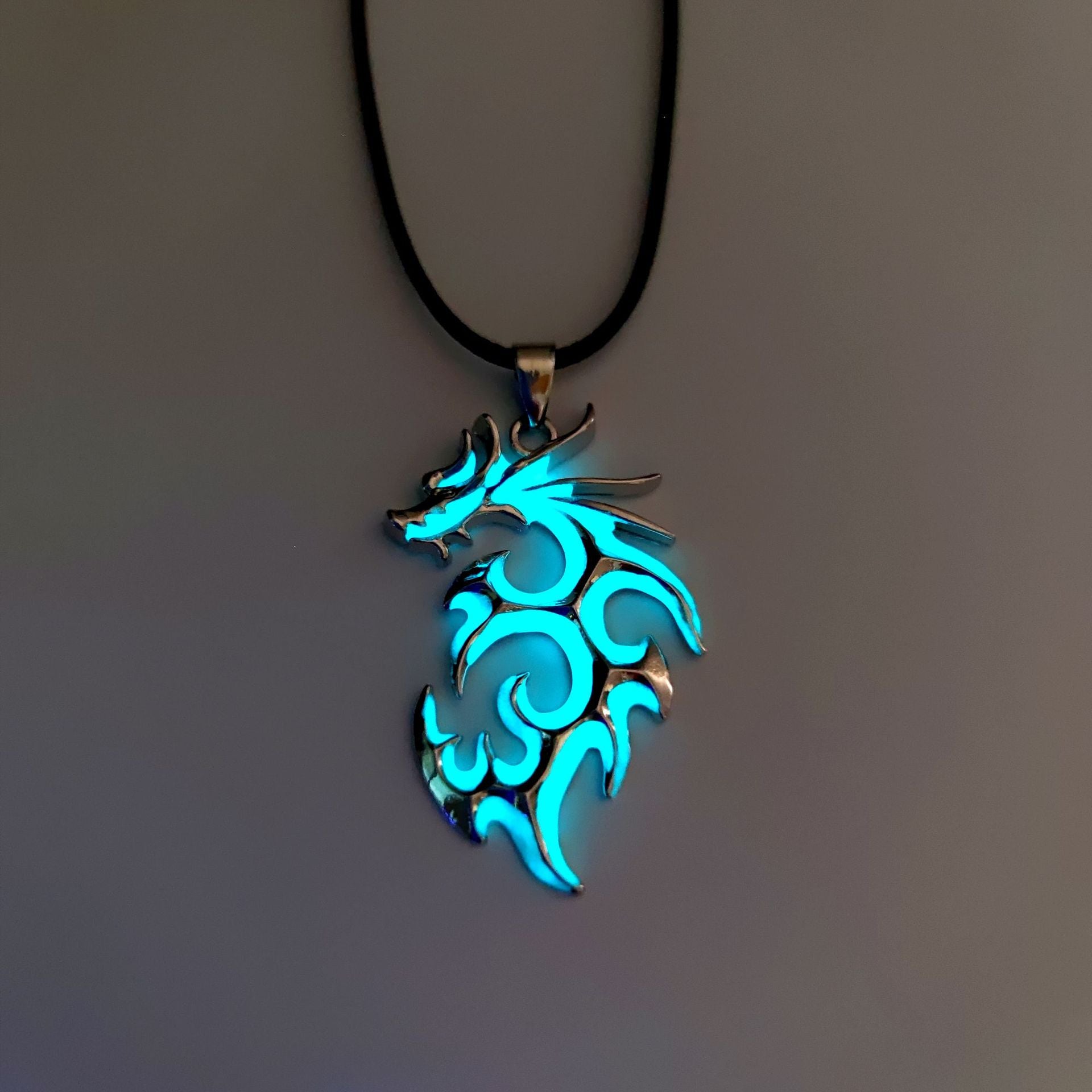 Wholesale  luminous flame dragon necklace