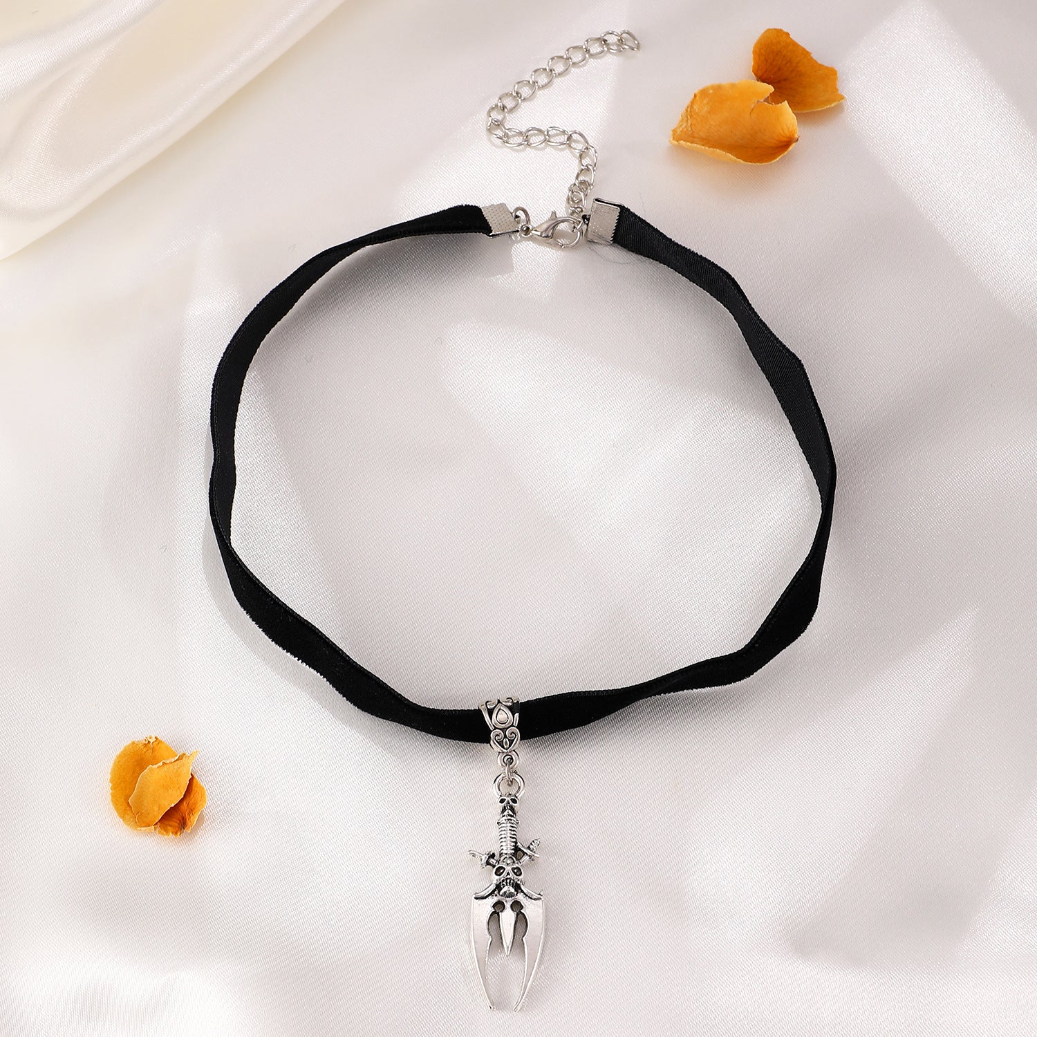 Wholesale Gothic Cross Choker Necklace Ancient Silver Rivet Flower Vine Design,  Trendy Jewelry Accessory for Gift or Boutique Resale