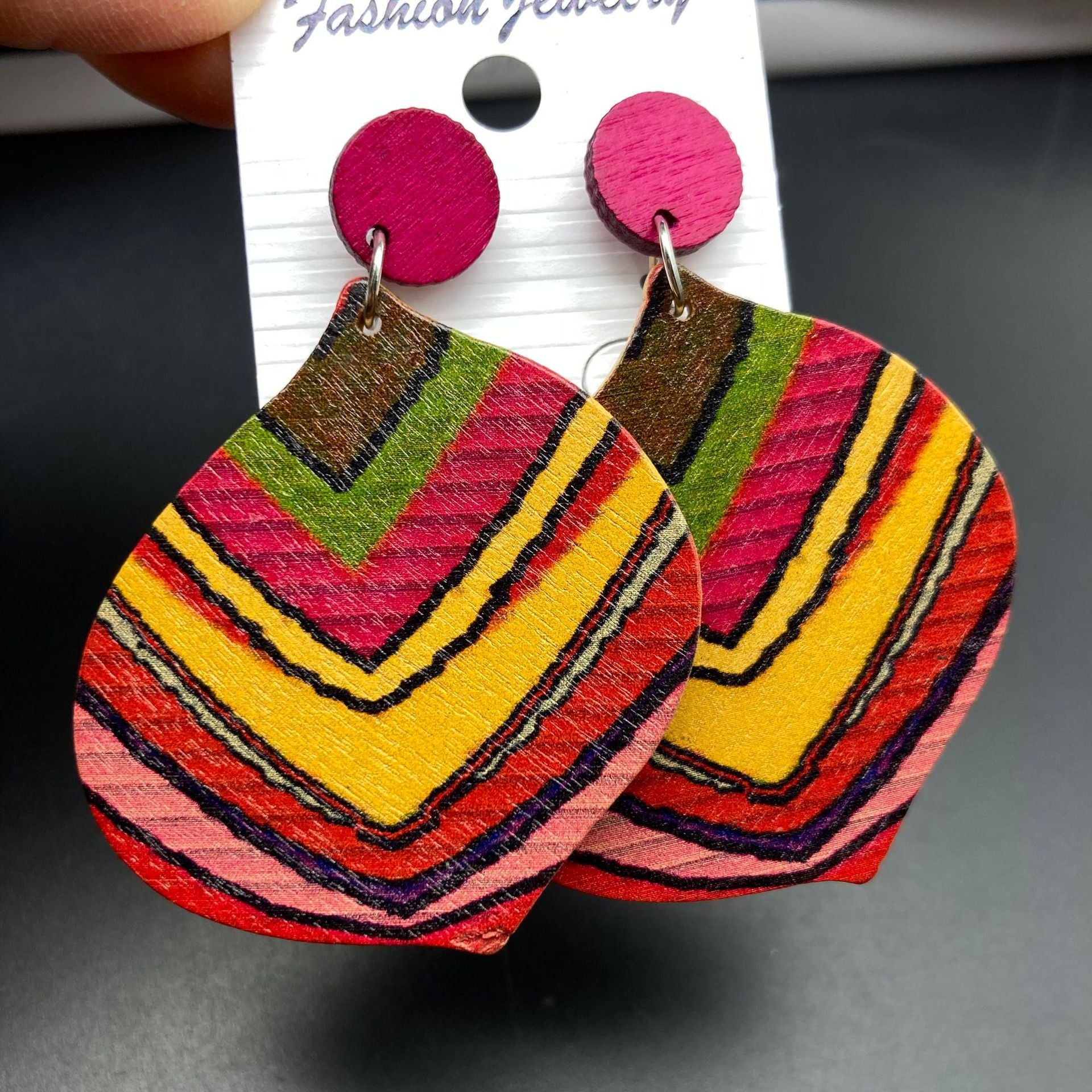 Wholesale Ethnic Style Vintage Leaf Wooden Earrings ACC-ES-FX031