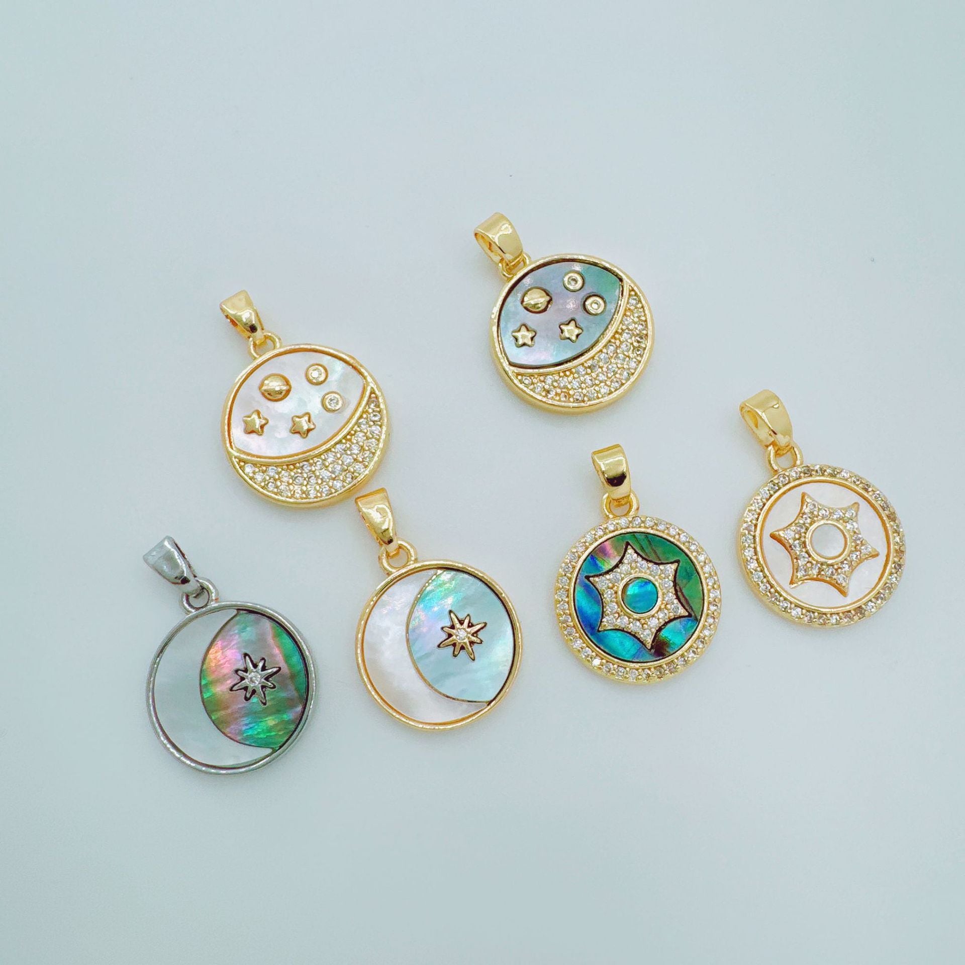 Wholesale Gold Plated Copper Pendant Necklace Japanese Korean Style Fashion Jewelry Accessory Gift