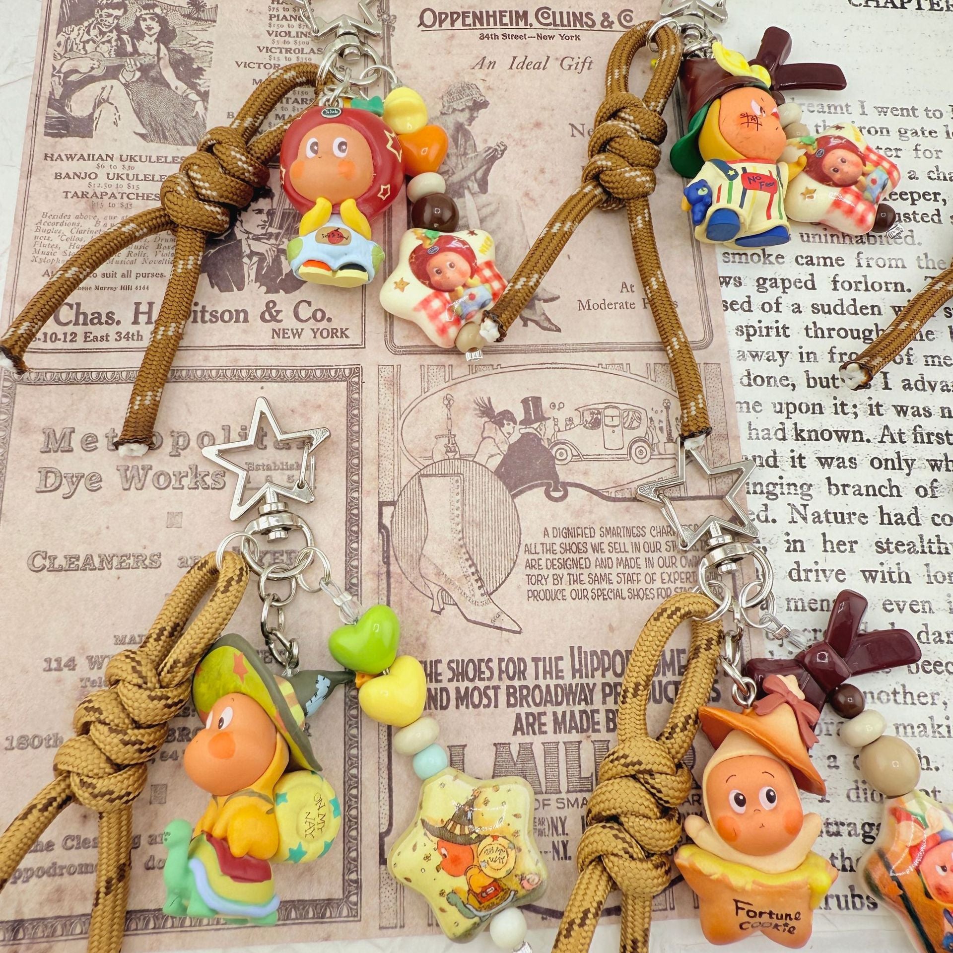 Wholesale  Star Man Cute  Pendant Keychain