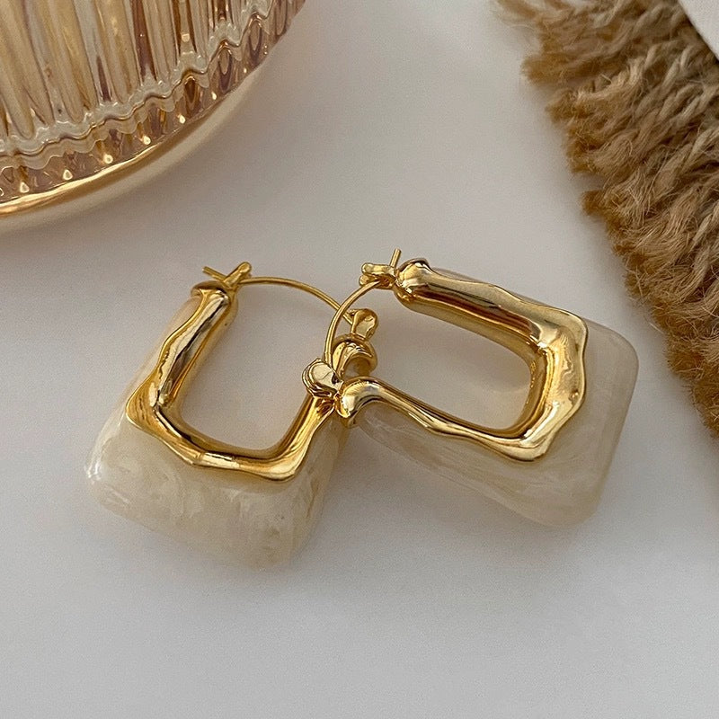 Wholesale Copper Retro U-Shaped Earrings European American Style Boutique Jewelry Accessory