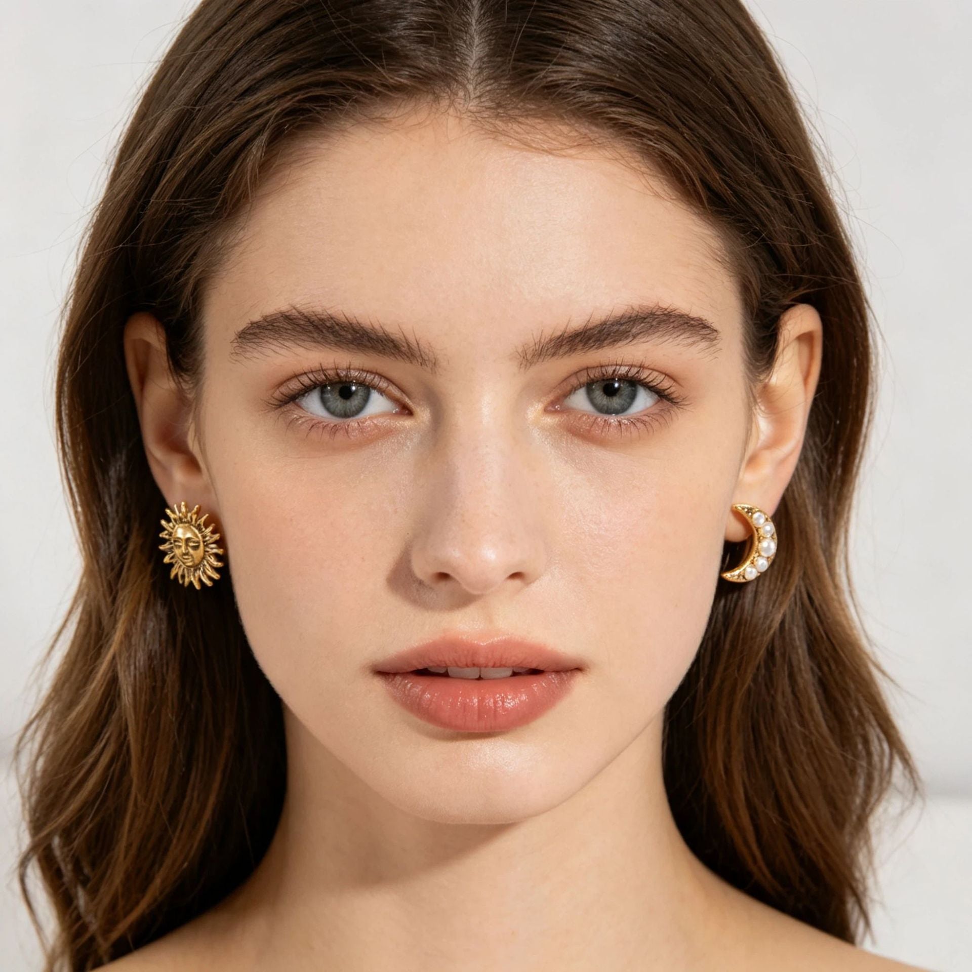 Wholesale Vintage Asymmetrical Sun Moon Earrings Zinc Alloy Electroplated Fashion Accessory For Party Wear