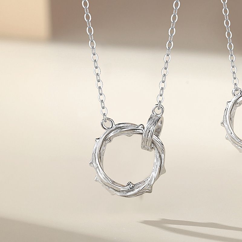 Wholesale alloy thorn ring couple ring necklace