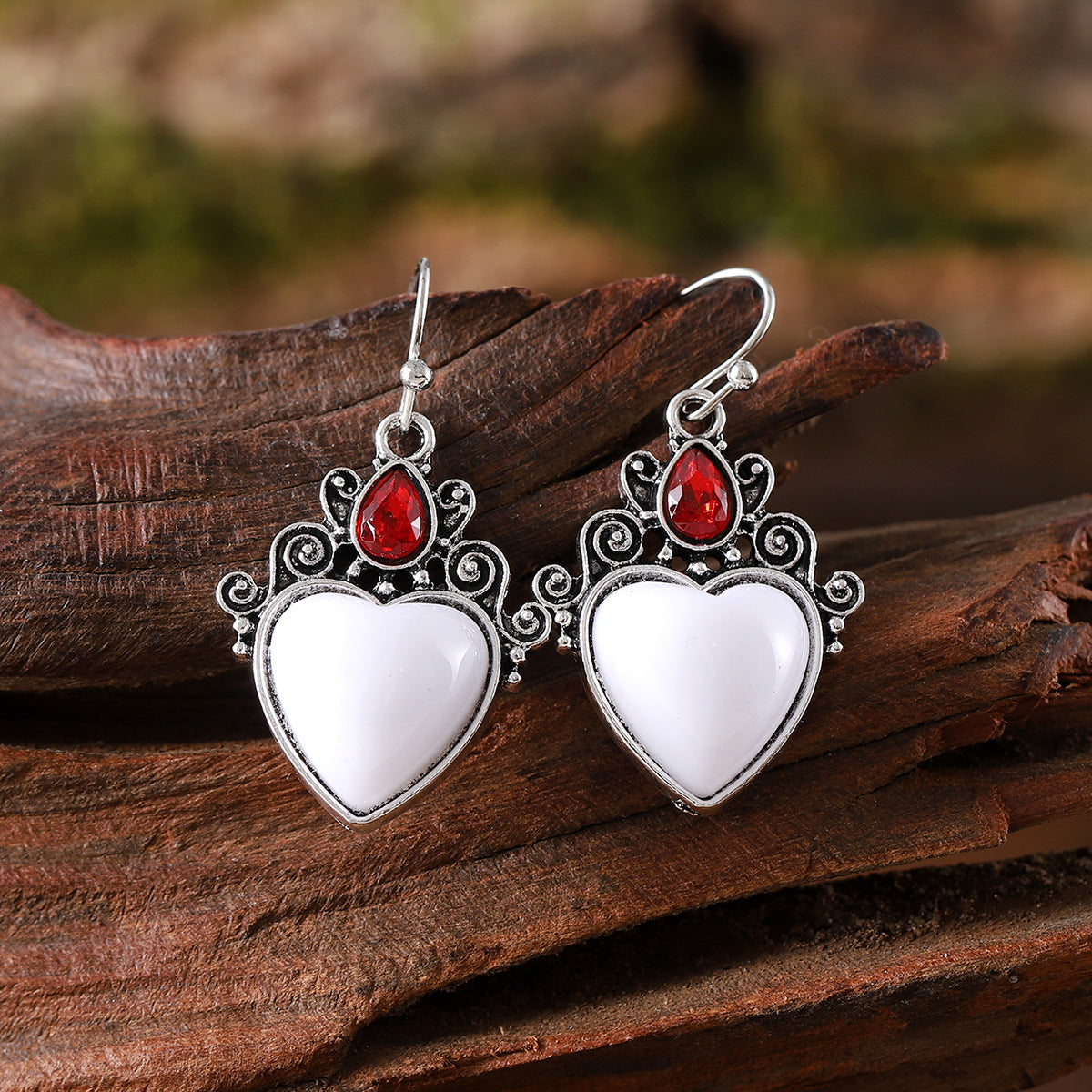 Wholesale  Retro Vine Flower Diamond Earrings