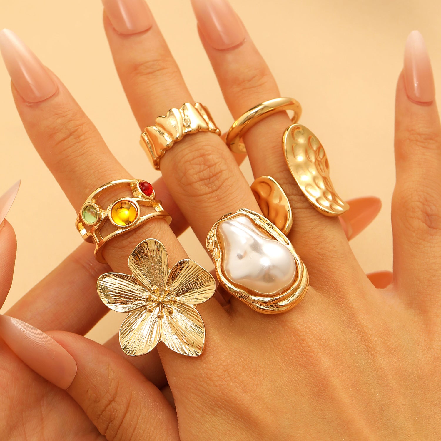 Wholesale Exaggerated Baroque Retro Ring  Export Niche Imitation Pearl Flower Ring
