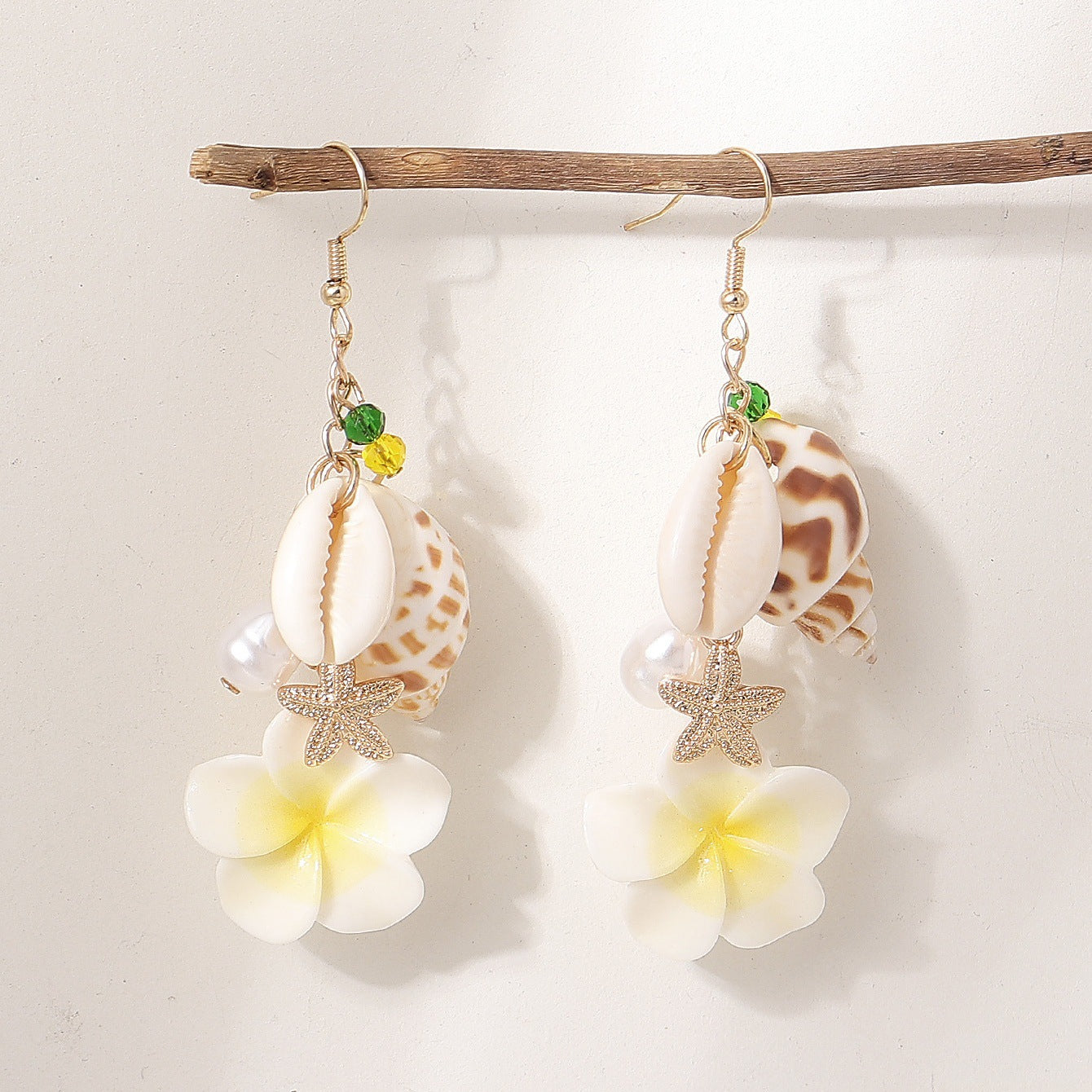 Wholesale Beach shell conch starfish pearl flower earrings