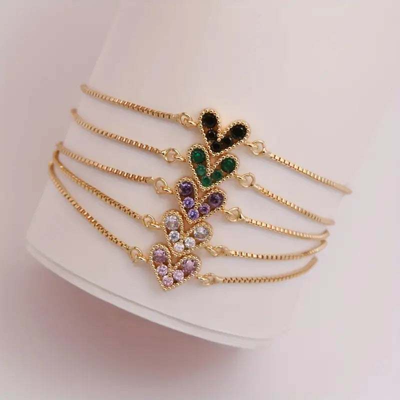 Wholesale Copper heart-shaped bracelet with zircon embellishments and adjustable sliding clasp