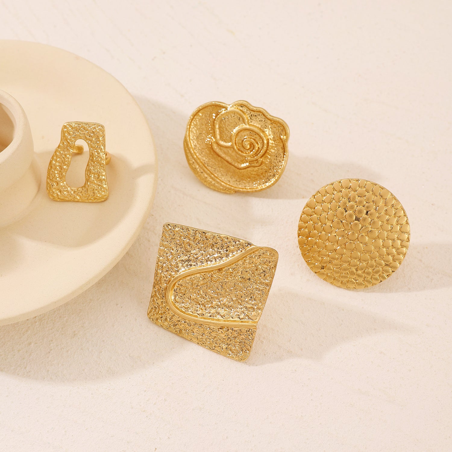 Wholesale Exaggerated Punk   Irregular Hollow Finger Ring