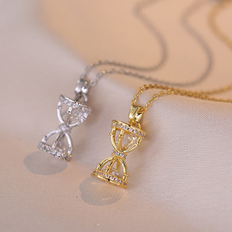 Wholesale Gold Plated Zircon Hourglass Pendant Necklace Fashion Accessory Gift
