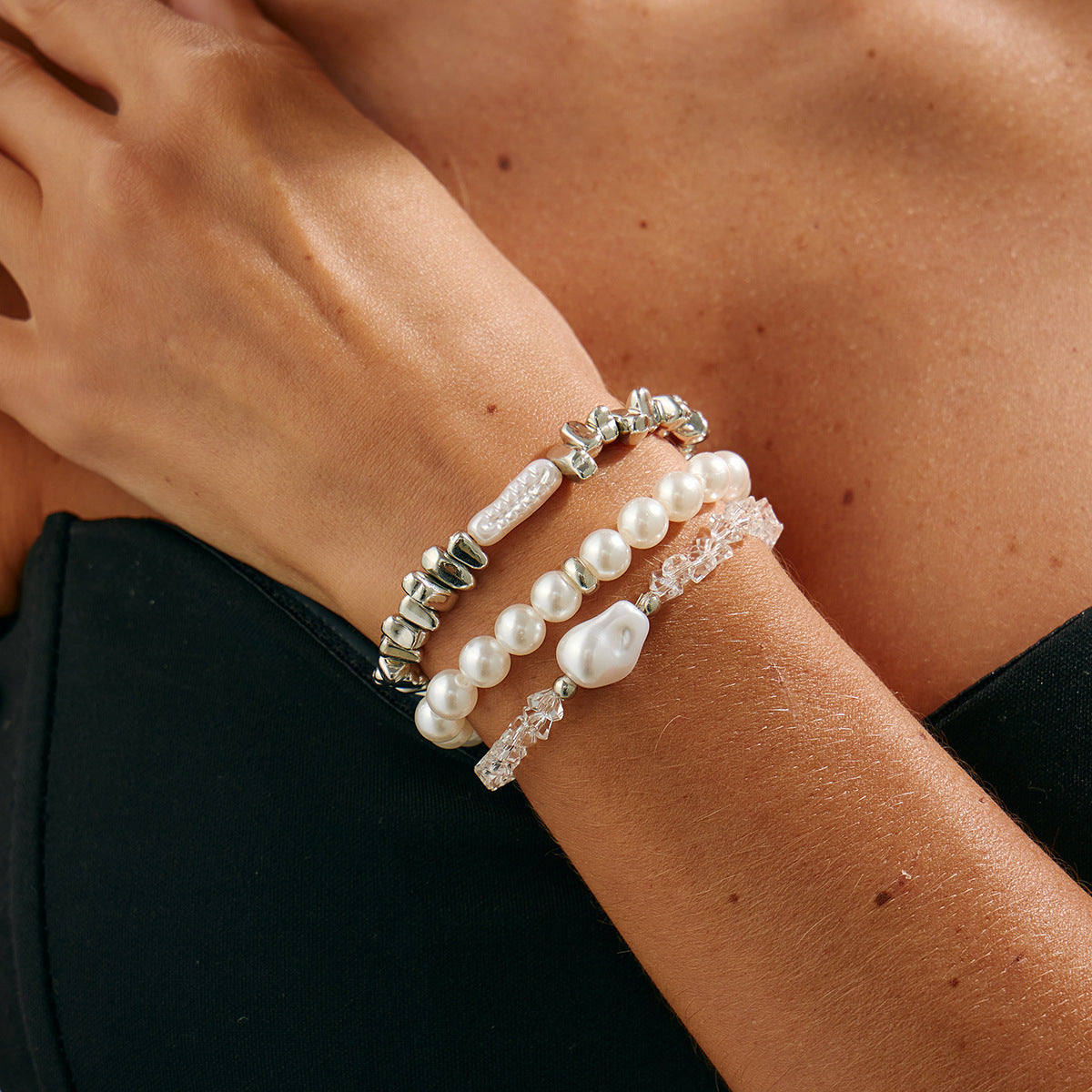 Wholesale Stylish Irregular Crystal Imitation Pearl Bracelet Baroque Design Women S Fashion Jewelry Gift Boutique Resale Accessory
