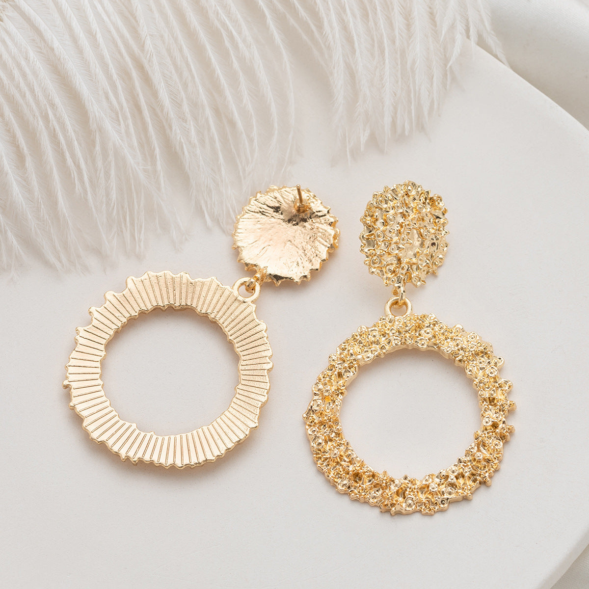 Wholesale exaggerated gold big circle  earrings