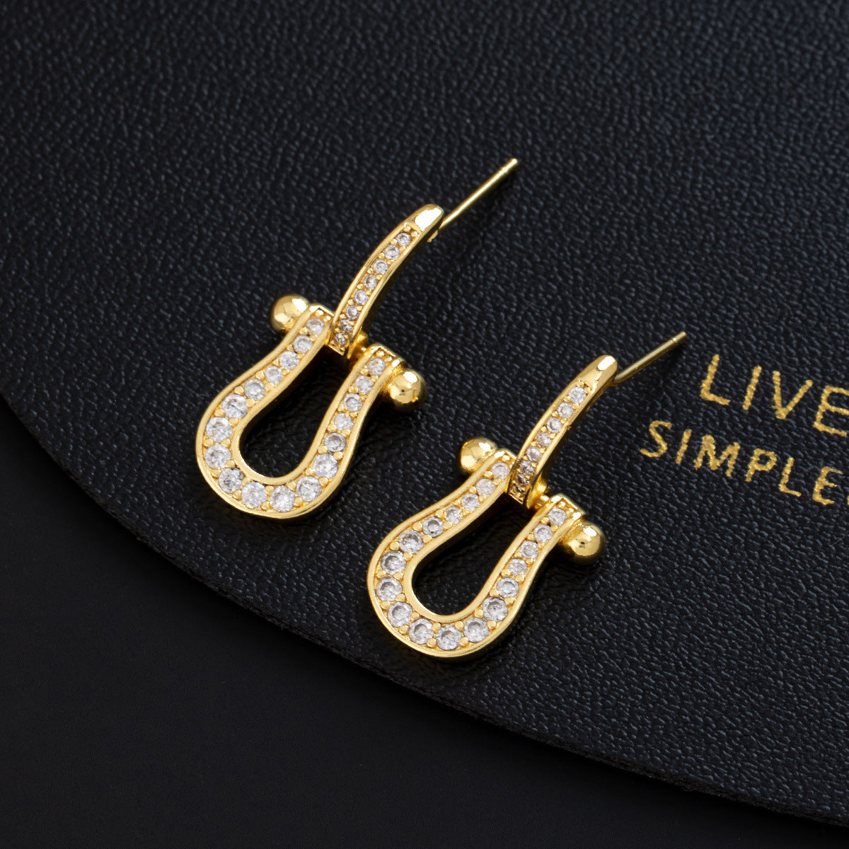 Wholesale Geometric U Shape Horseshoe Earrings 18K Gold Plated With Zircon Women S Fashion Accessory Gift For Boutique Resale