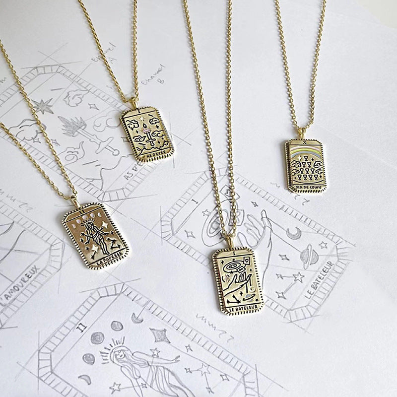 Wholesale  Tarot Pendant Necklace Retro Ethnic Commemorative Painting Oil Pendant