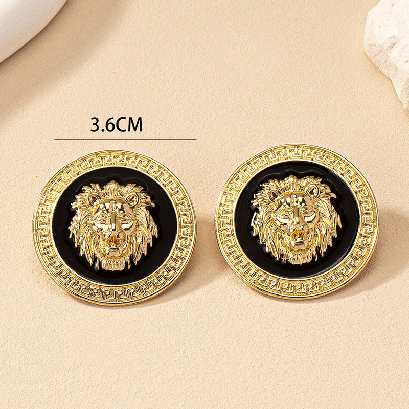 Wholesale Geometric Lion Head Stud Earrings Gold Finish Fashion Jewelry Accessory Gift for Party Wear