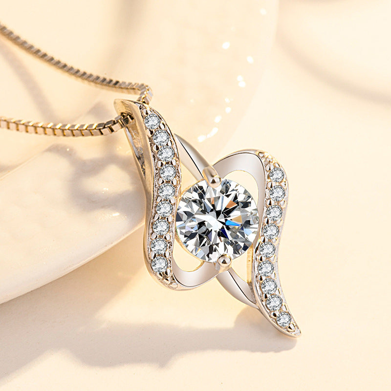 Wholesale s925 silver love heart-shaped pendant clavicle chain