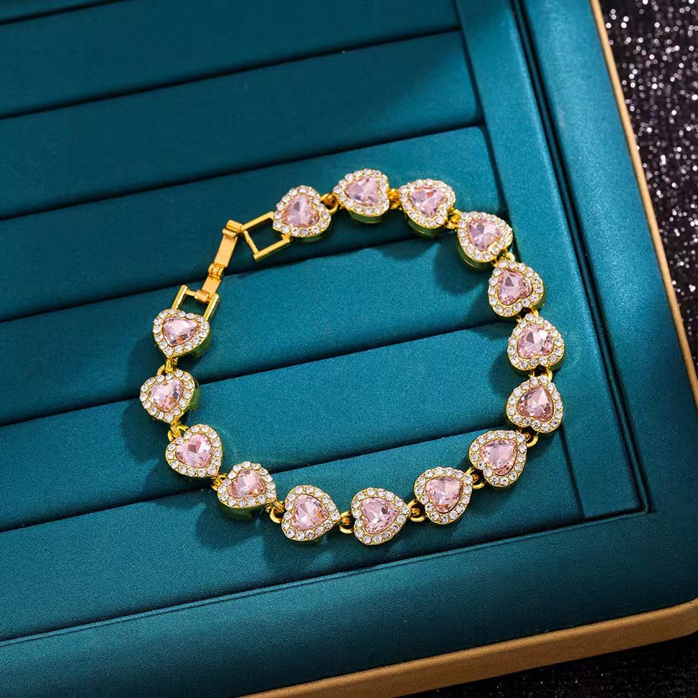 Wholesale Women' s Heart Bracelet White Red Love Heart Fashion Jewelry Accessory Gift