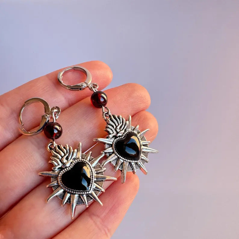 Wholesale Dark Gothic Red Heart Pendant Earrings Zinc Alloy Boutique Resale