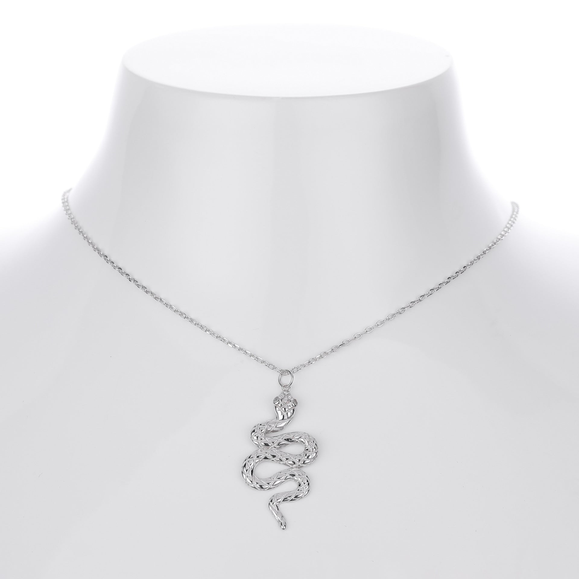 Wholesale  S925 Sterling Silver Simple Fashion Snake Pendant Light Luxury  Necklace