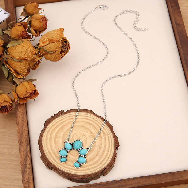 Wholesale Silver Alloy Turquoise Drop Pendant Bohemian Retro U-Shape Collarbone Necklace Gift Jewelry Accessory